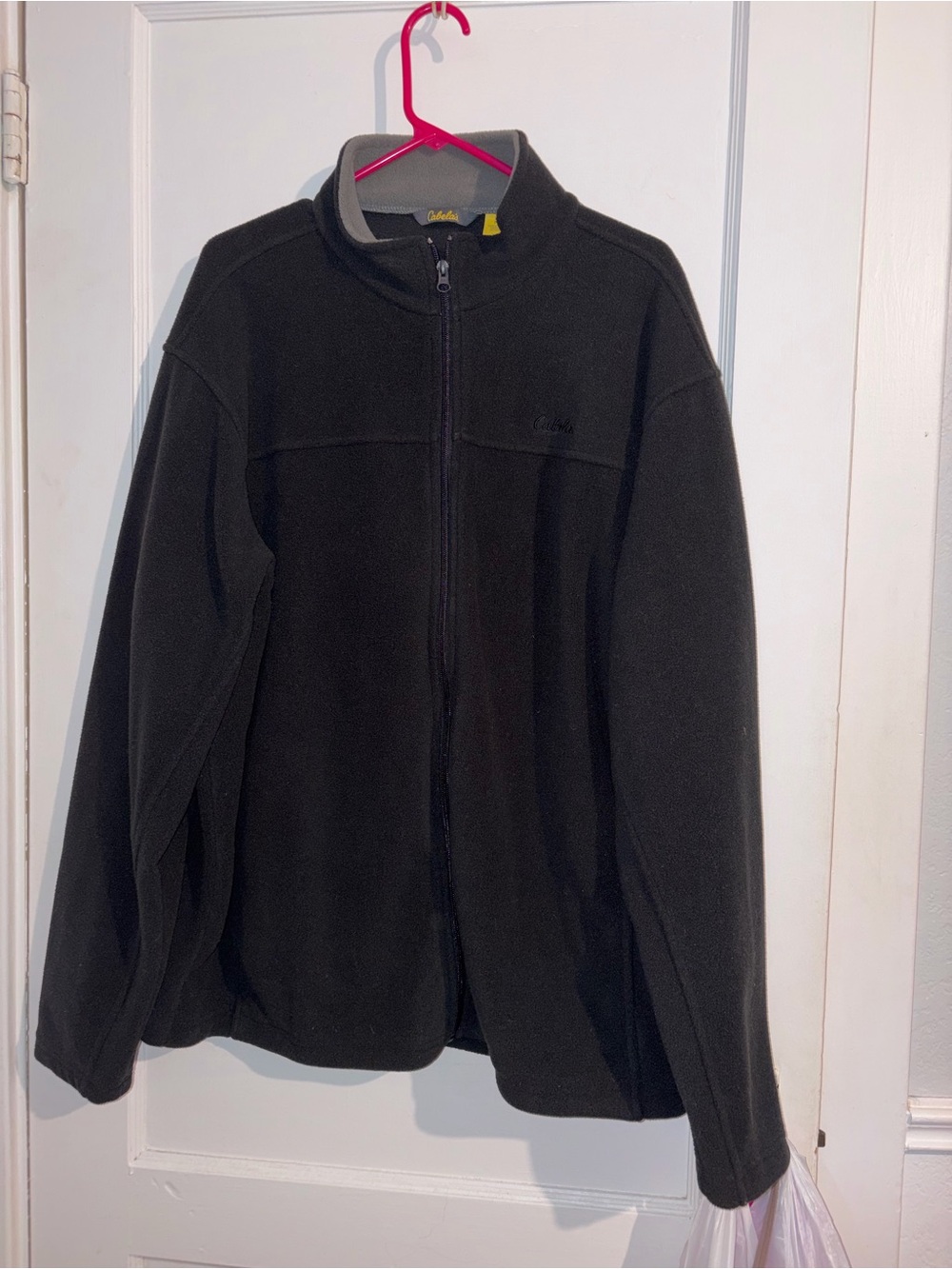 Cabela’s XL Black Full-Zip Fleece Jacket